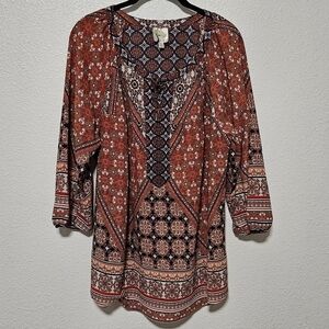 Fig & Flower boho style top with keyhole opening in front size 2x